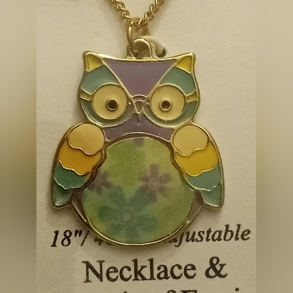 Necklace and earrings set - Picture 2 of 4